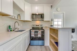 End Unit with Clear Lake Access in NorCal! - Clearlake - 3