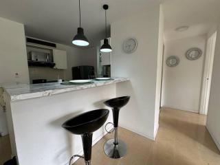 Cozy Studio Apartment in Poblado with Jacuzzi - Medellín - 5