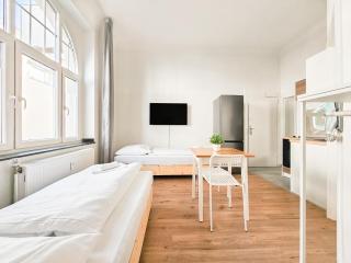 RAJ Living - Studio Wohnungen - 15 Min zur Messe DUS - Düsseldorf - 8