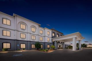 Best Western Palace Inn & Suites - Big Spring - 0