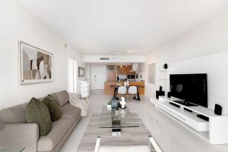 ICON W BRICKELL BY IMD MIAMI Elegant River View 1BR 1BA - Miami - 0