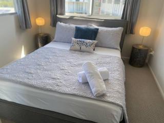 Good Vibes Only on Stanley - 1