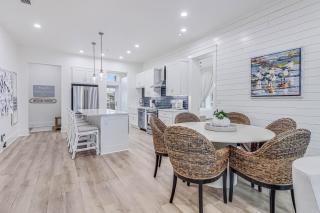 Easy Like Sunday Morning TC 8204 - 5