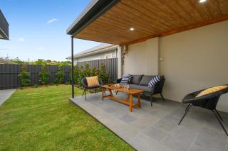 Elegant Escape on Thompson - Albury - 8