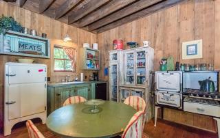 Ada's Peach Street Hideaway - Whole House - Fredericksburg - 5