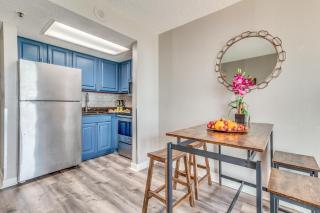 Enjoy Paradise Oceanfront Suite, Dogs OK! 908 - Myrtle Beach - 3