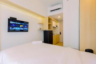 Simply Look and Cozy Studio Tokyo Riverside PIK 2 Apartment By Travelio - 2