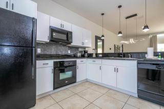 Beautiful Newly Renovated private HotTub 3Bed 3013 - Kissimmee - 1