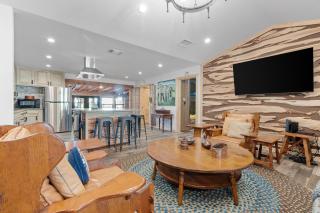 Guadalupe Bluff Bunk House - 6