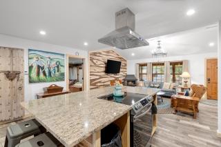 Guadalupe Bluff Bunk House - Kerrville - 4