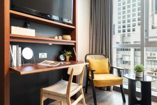 Dash Living on Queen's - Hong Kong - 8