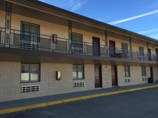 Midlands Lodge - Hastings - 9