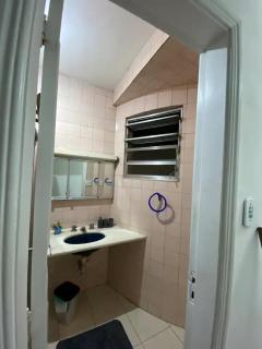 Apartamento espaçoso e bem localizado em Copanema - Rio de Janeiro - 8