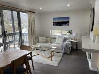 2B Bobuck - Thredbo - 0