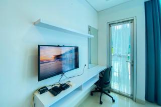 Nice and Strategic Studio Apartment at Capitol Park Residence By Travelio - 2