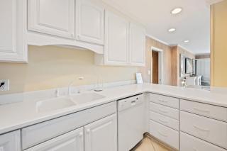 Ocean Eyes villa by Peace Vacations - Georgetown - 2