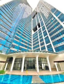 Cosy 1BR Uptown BGC with Balcony and Swimming Pool - Manila - 8