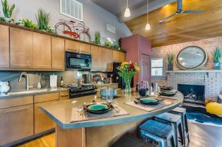Happy Cactus Walkable 2BR by UofA and Parking - Tucson - 8