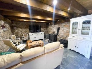 Adorable home with swimming pool - Bribir - 2