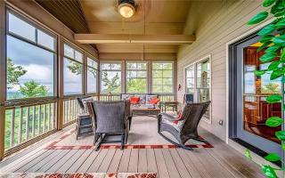Eagles View - Gorgeous Mountain Views Luxury Interiors Telescope Library - Jasper - 3