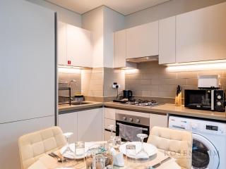 32 percent Applied on Deluxe Spacious 1 BR in Meydan - Dubai - 5
