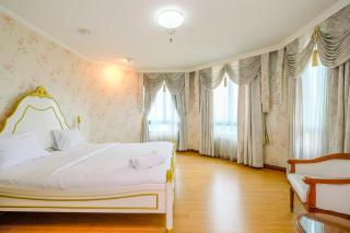 Spacious and Comfort 2BR with Maid Room at Permata Gandaria Apartment By Travelio - Jakarta - 7