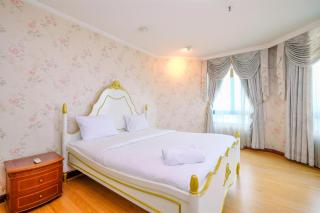 Spacious and Comfort 2BR with Maid Room at Permata Gandaria Apartment By Travelio - Jakarta - 6