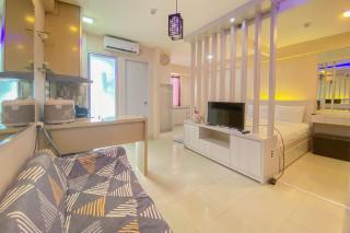 Best Deal and Spacious Studio at Bassura City Apartment By Travelio - 7