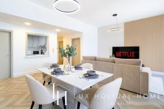 LUX The Premium Dubai Eye View Suite - Dubai - 8