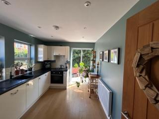 Double Room Yeovil Town Centre - Yeovil - 8