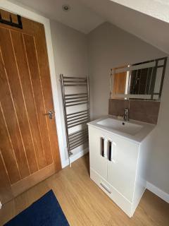 Cozy Double Room Yeovil Town Centre - 3