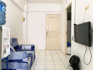 Cozy 2BR at Delta Cakung Apartment By Travelio - 1