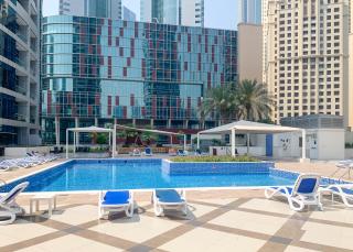 Blue Breeze - Chic Marina Retreat with Balcony and Canal Views - Dubai - 5