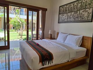 Omah Santai Guest House Canggu - 2