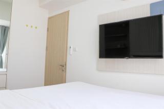Cozy Stay and Minimalist 1BR Tokyo Riverside PIK 2 Apartment By Travelio - 7
