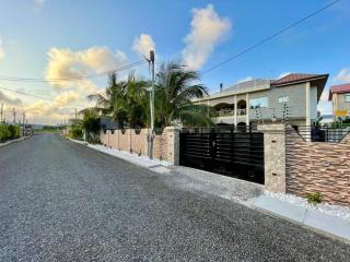 Spacious 2 bedroom - Accra - 9