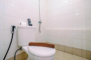 Comfy 2BR Apartment at Bassura City By Travelio - 5