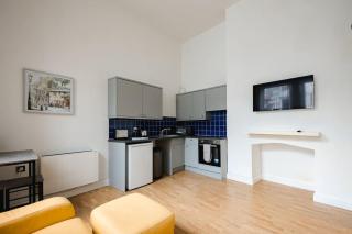 1 Bed City Studio near Theatre Suit work or Leisure - 0