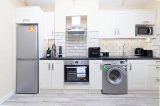 Modern stylish 2 bedroom apartment in East London - 4