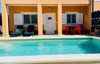 Boutique Apartment with Private Pool for Your Exclusive Use - Novigrad Istria - 3