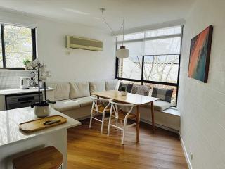 Young unit3 Lake Access - 7