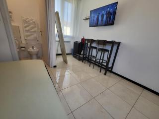 5 min Stazione - 4 Piano Senza Ascensore - 4