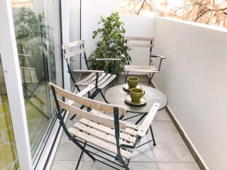 Lovely 2BR with Balcony at Gordon Beach by FeelHome - 1