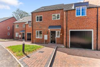 Large and Stylish Abode in Nottingham - Sleeps 15 - Nottingham - 2