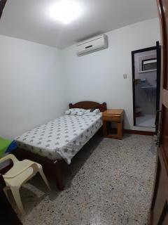 Hotel Bruselas Mutata - 1