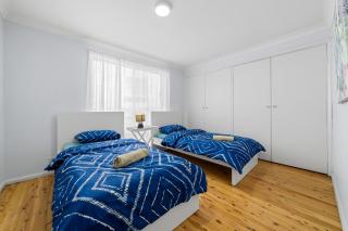 4 Bedroom Cozy House 20mins City 15mins Airport - Sydney - 1