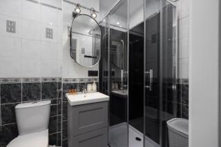 Wola Lavish Apartment - Varsavia - 3