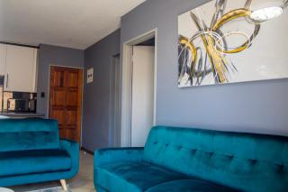 Time Oon-Travel & Tour Equestria Parkview - 3