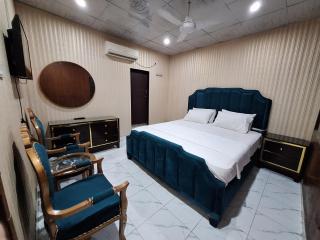 Divine Hotel Lahore - 9