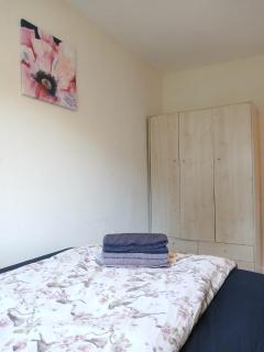 Hoyland Double Bed Room - Nottingham - 3